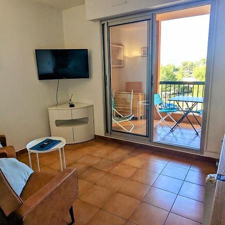 Appartement T2 Bord Et Vue Mer La Ciotat Kültér fotó